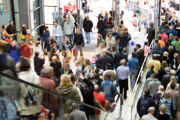 shoppers-on-escalator